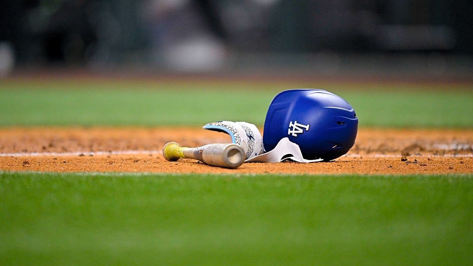 Dodgers Trade Damon Keith To Brewers