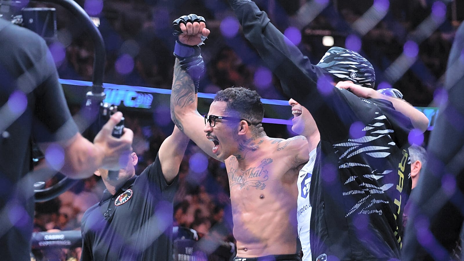 Watch:: Dana White Hilariously Notices Presence of ‘Smoker’ Carlos Prates at UFC 319 Presser