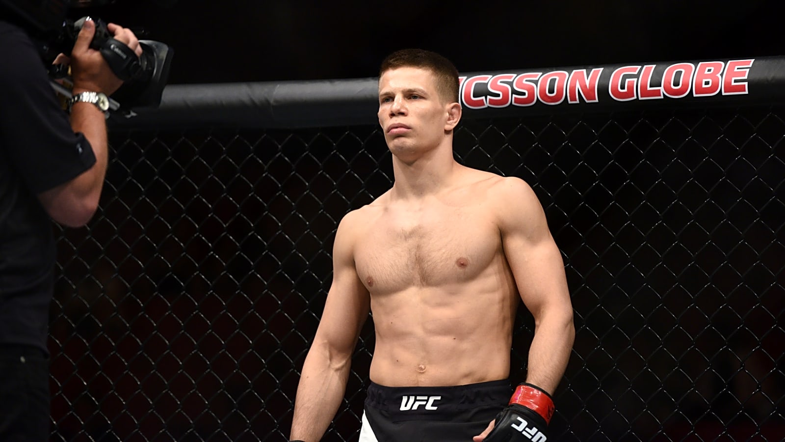 XTB KSW 114 weigh-in results – Salahdine Parnasse to defend against Marcin Held