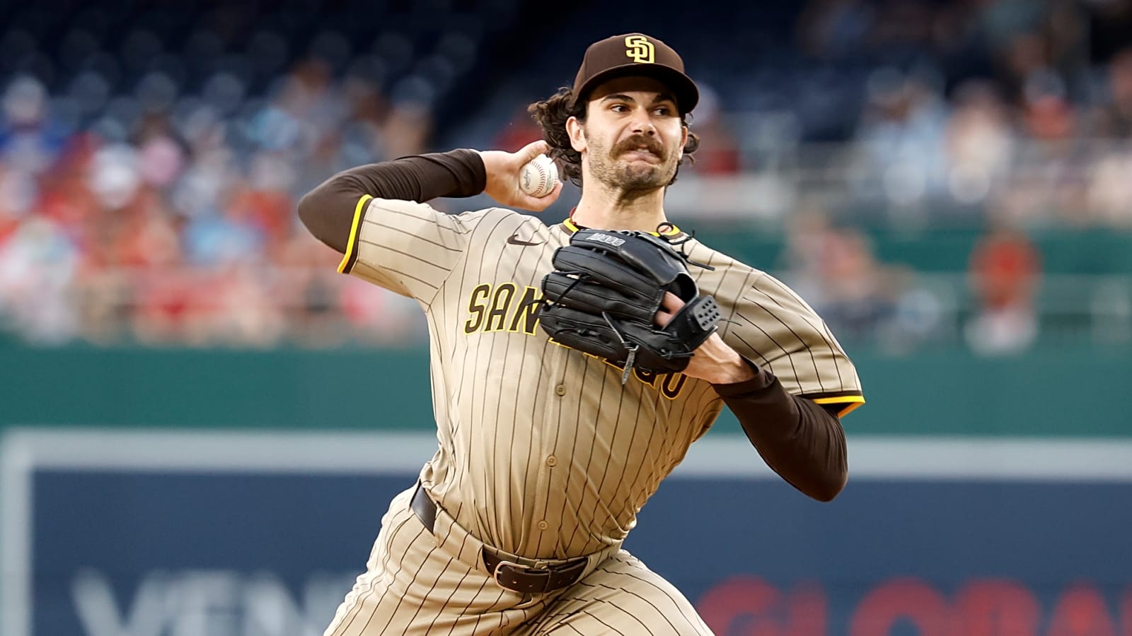 Astros make top NL pitcher their leading trade target