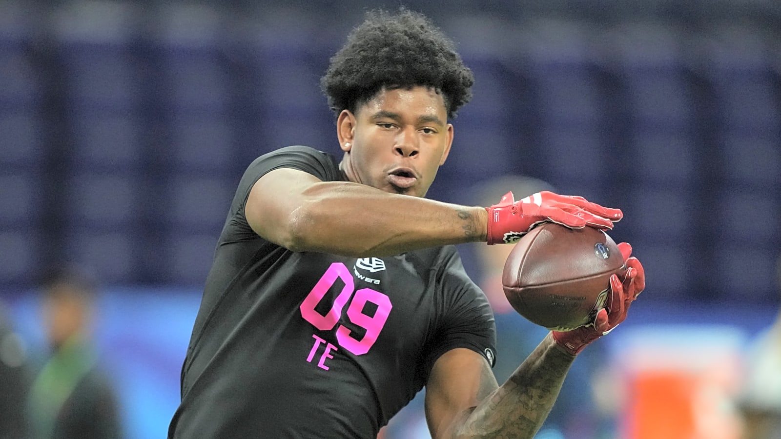 Broncos Explored TE, LB Additions Earlier In Draft