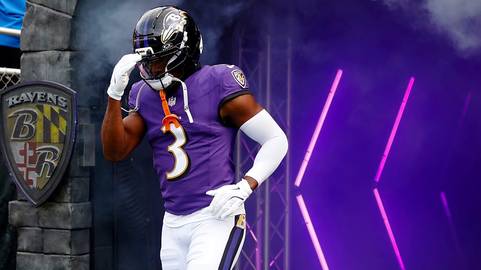 Ravens To Re-Sign CB Chidobe Awuzie