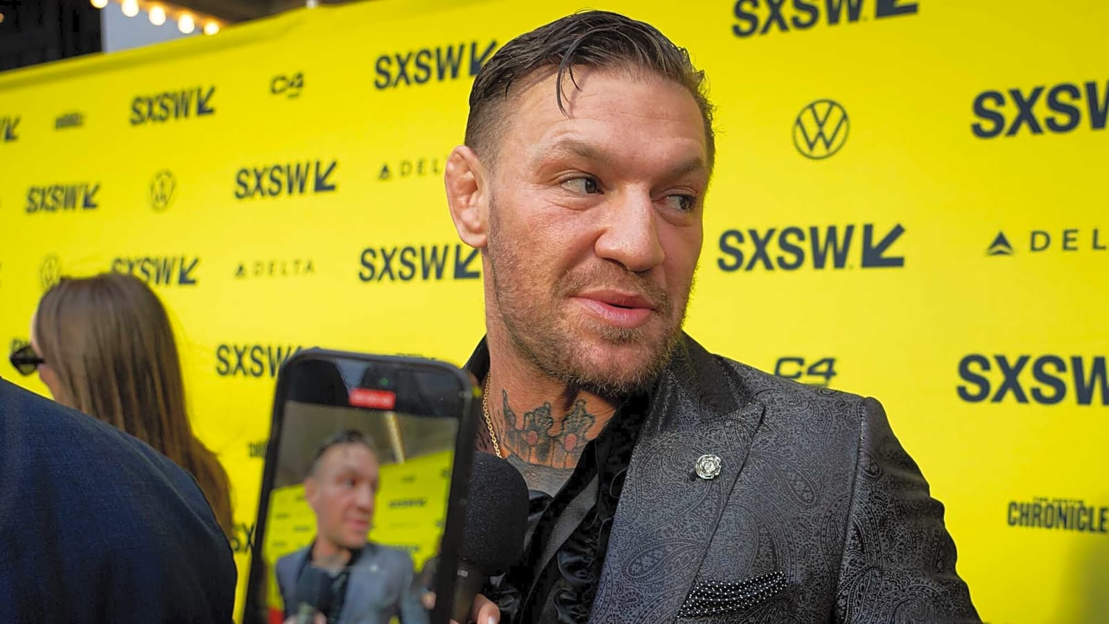 Conor McGregor promises Rosie O&#39;Donnell&#39;s exile if presidential bid succeeds