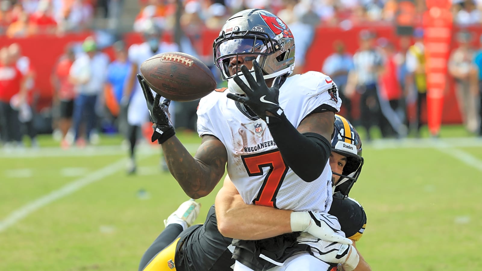 NFC Notes: Bucky Irving, Kevin Stefanski, Buccaneers, Falcons, Panthers
