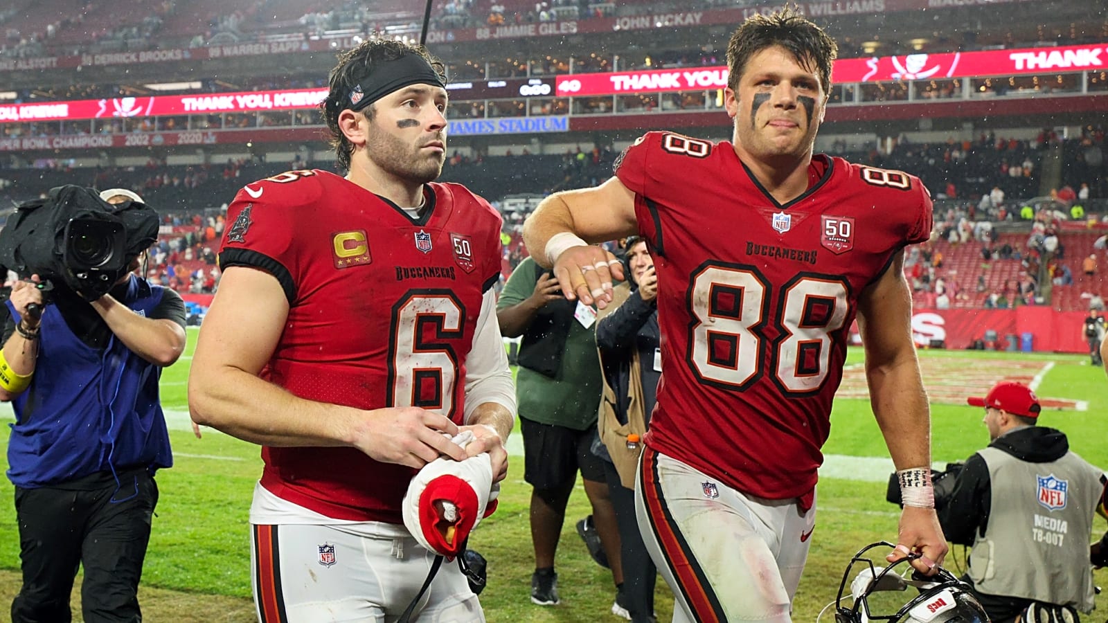  Cade Otton To Re-Sign With Bucs