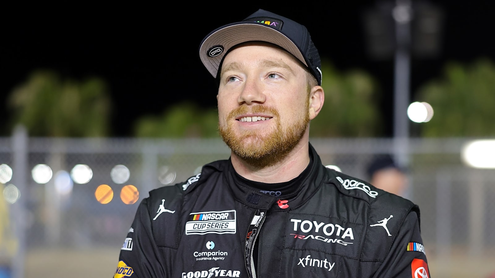 Reddick passes Elliott on final lap to win wild Daytona 500