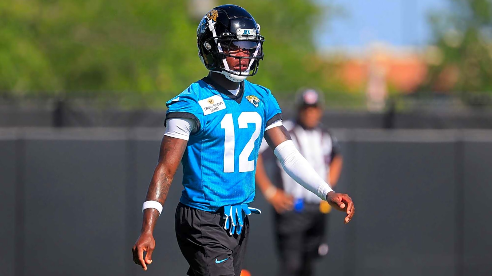 Jaguars Sign First-Round WR/CB Travis Hunter