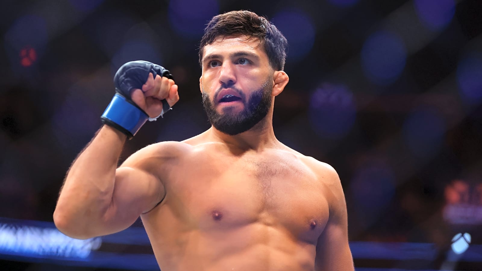Last-minute lifeline: Dana White selects Arman Tsarukyan as main-event insurance