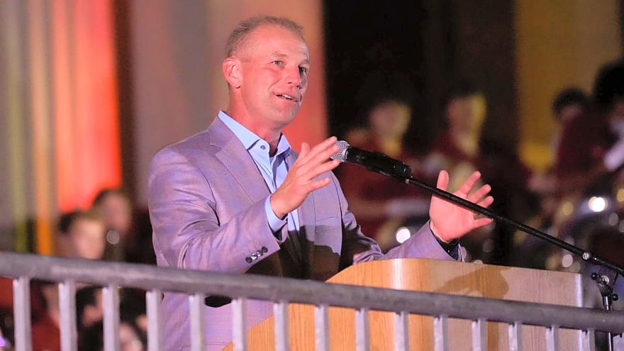 Kalen DeBoer shares how he reacted to Alabama dropping to No. 10 in CFP rankings