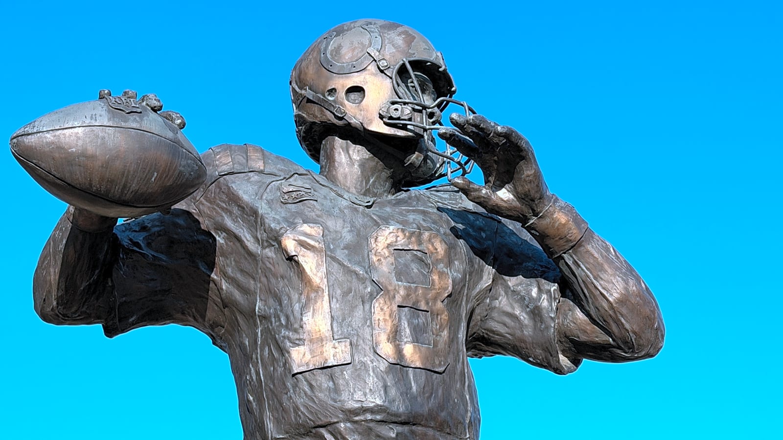 10 best NFL free-agent signings of the past 20 years: See where Brees, Brady, Manning and more rank