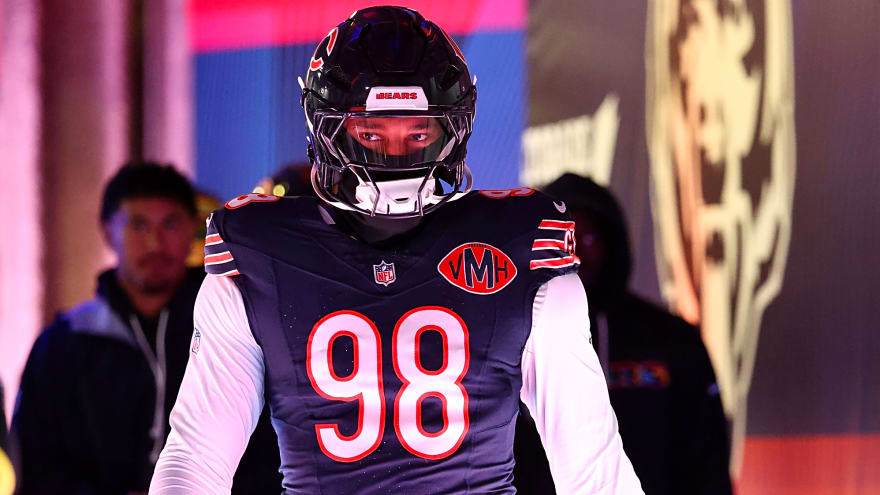 Chicago Bears Exploring Veteran Help Opposite Montez Sweat