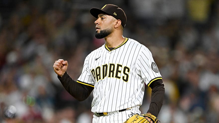 Mets interested in former All-Star reliever Robert Suarez