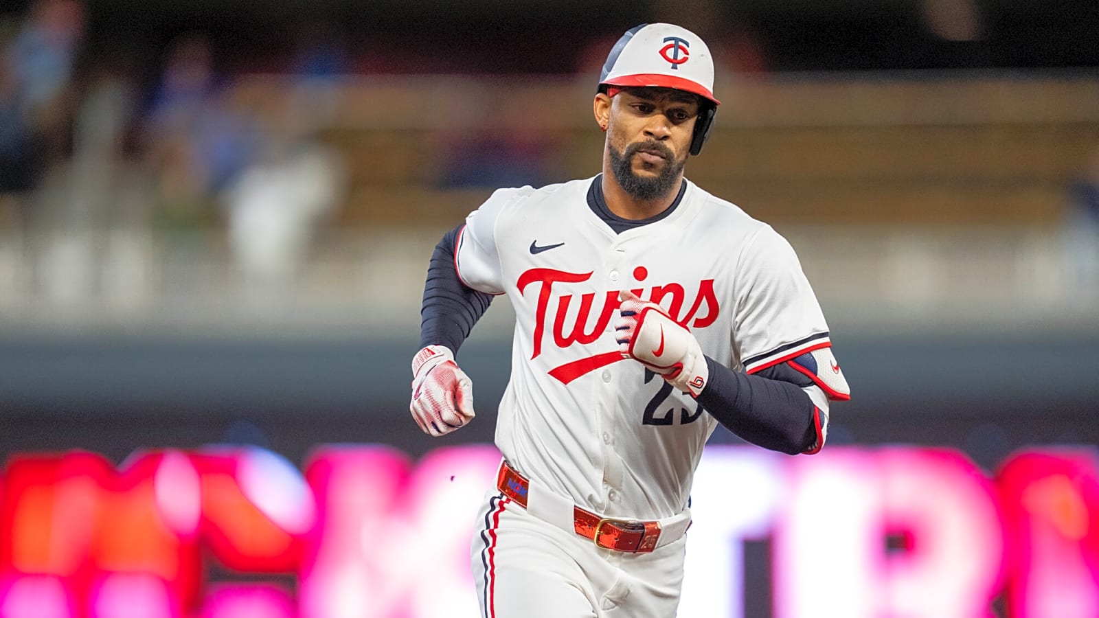 Minnesota Twins Notebook: Byron Buxton, Louis Varland, Edouard Julien