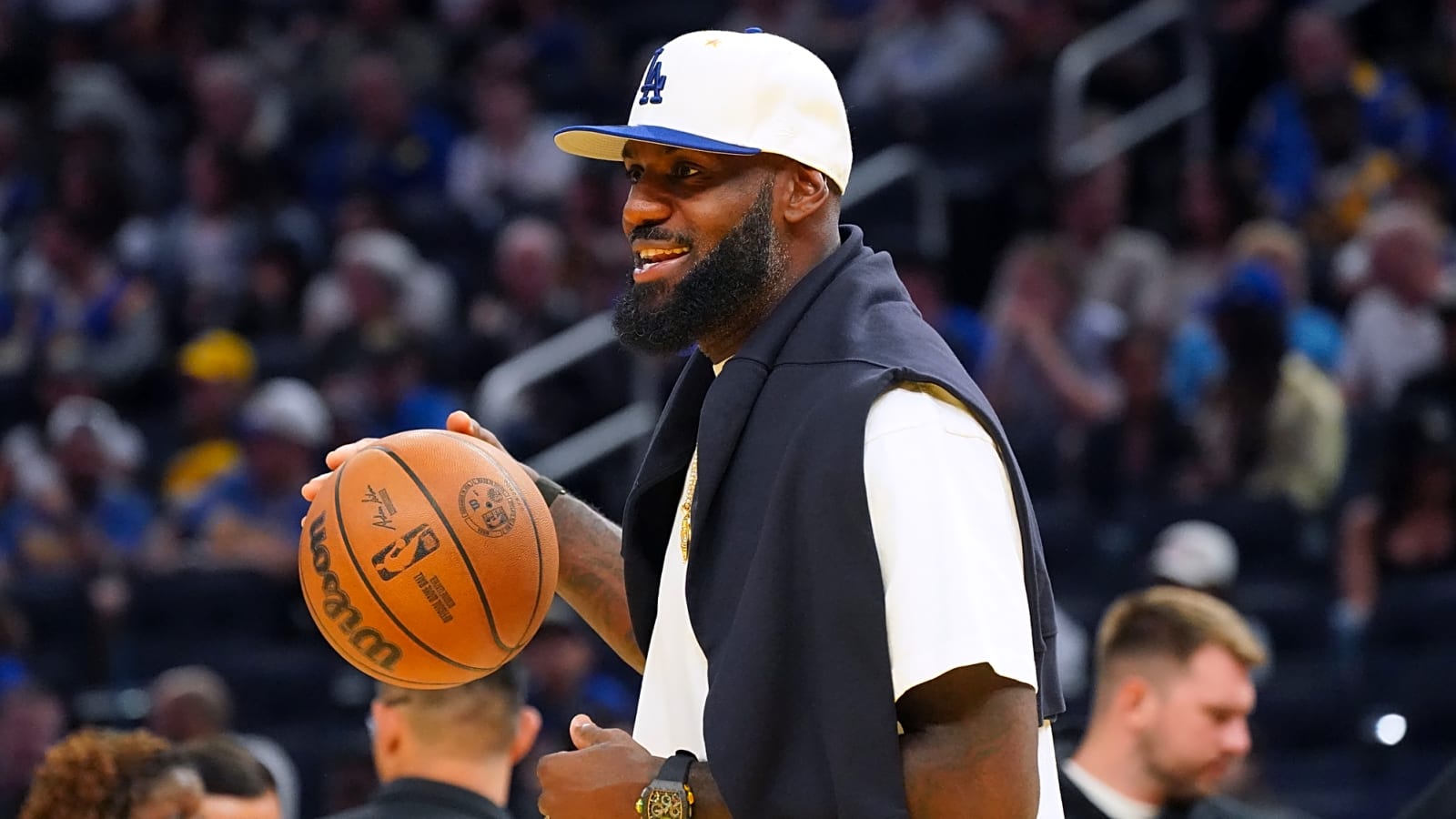 LeBron James’ nerve issue dates back to summer, keeping him from normal routine