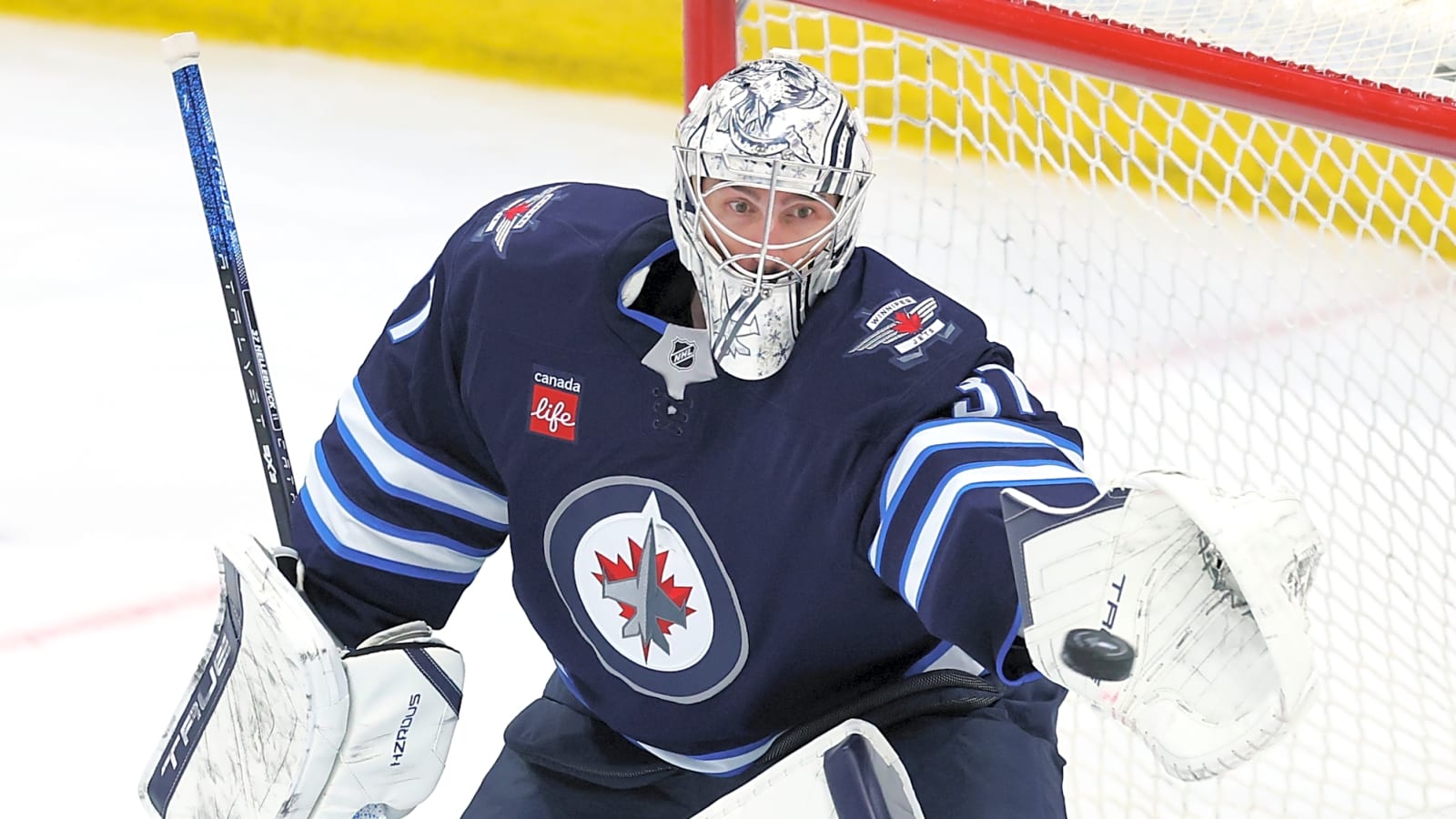 Jets show why this year is different with Game 2 win vs. Blues