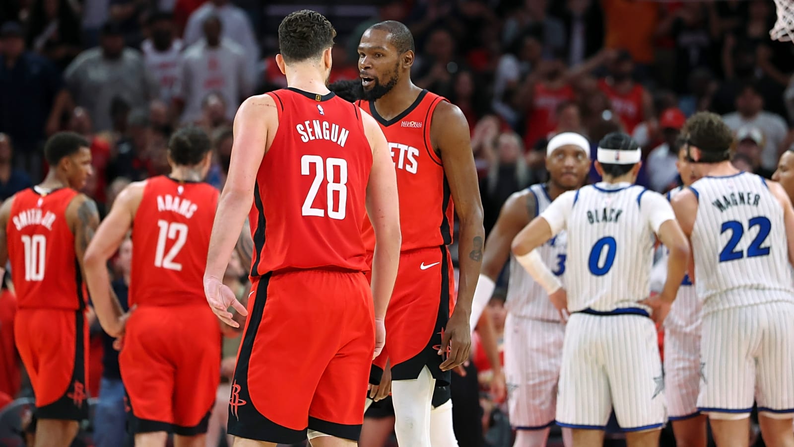 Rockets survive Magic in OT, 117-113