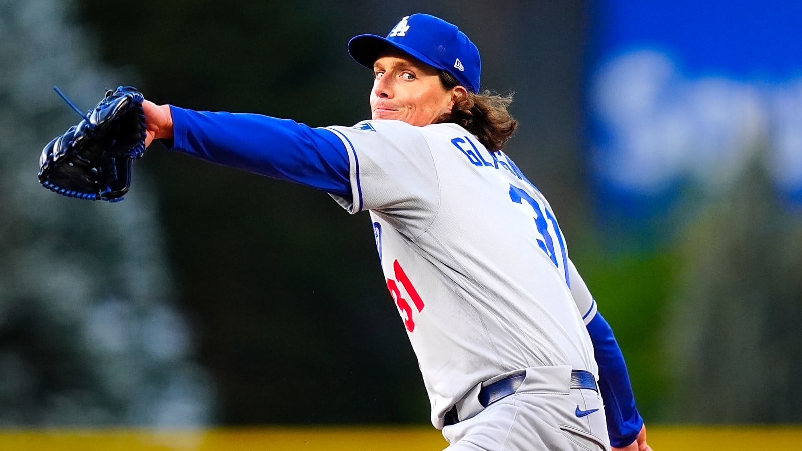 Dave Roberts eases concerns after Tyler Glasnow lands on IL with back injury
