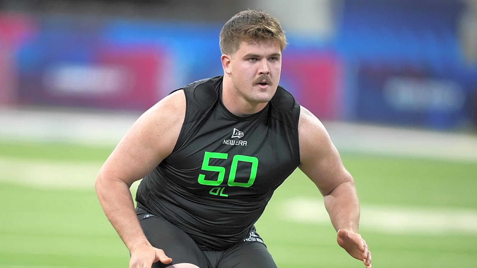 Seahawks sign first-round OL