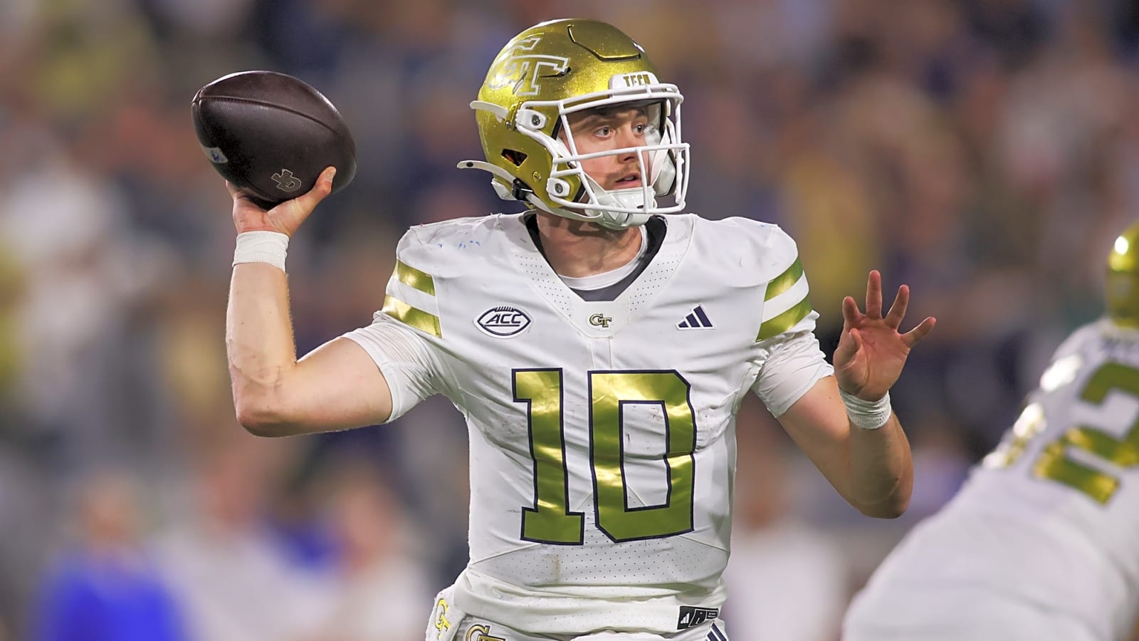 Pittsburgh Panthers Shock No. 16 Georgia Tech Yellow Jackets