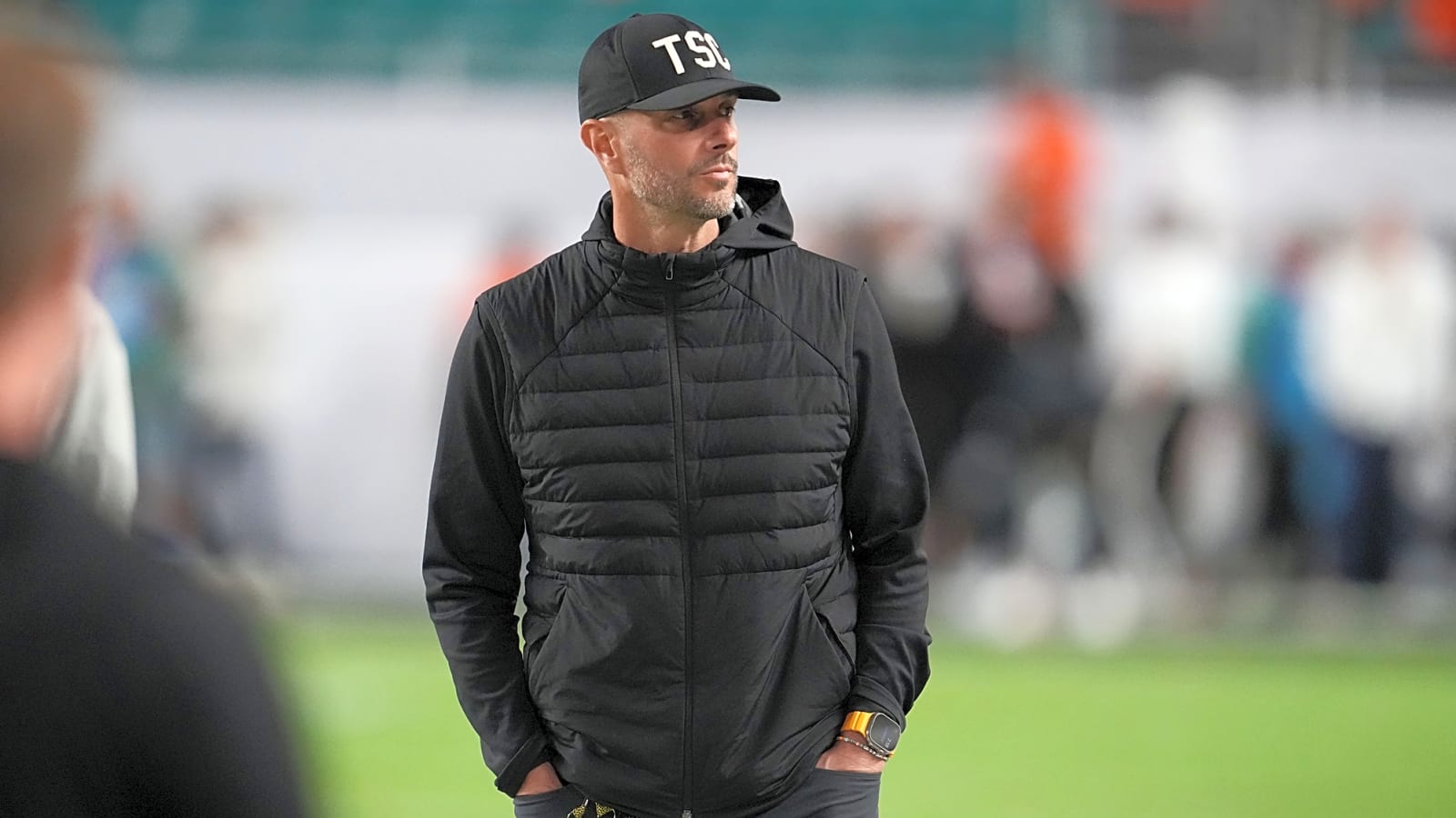 Raiders fans are not used to this stoic offseason approach