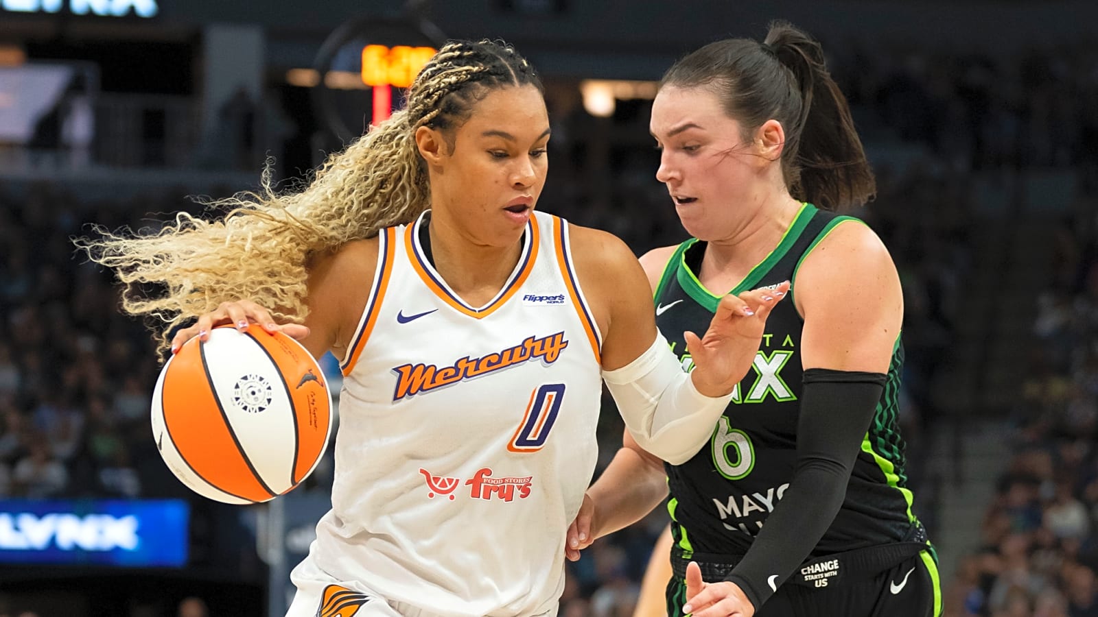 Mercury and Lynx meet in the desert for Game 3