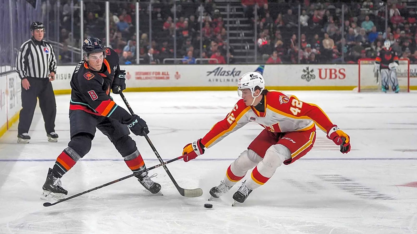 Flames prospect Sam Honzek added 15 pounds over the summer
