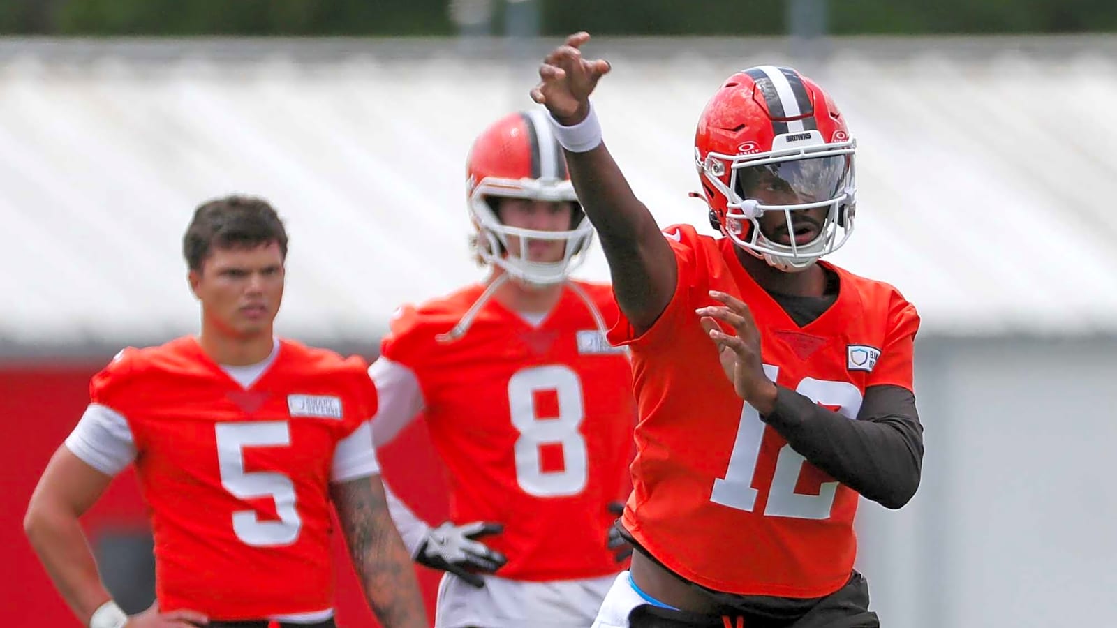 NFL insider names who Browns 'want' to win starting QB job