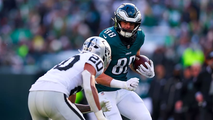 Dallas Goedert Deal Gives Eagles GM Howie Roseman More Flexibility