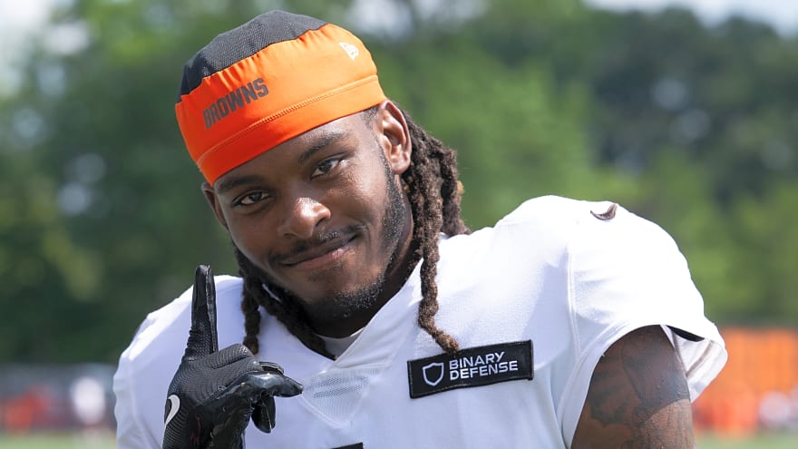 Texans Host CB Martin Emerson Jr.