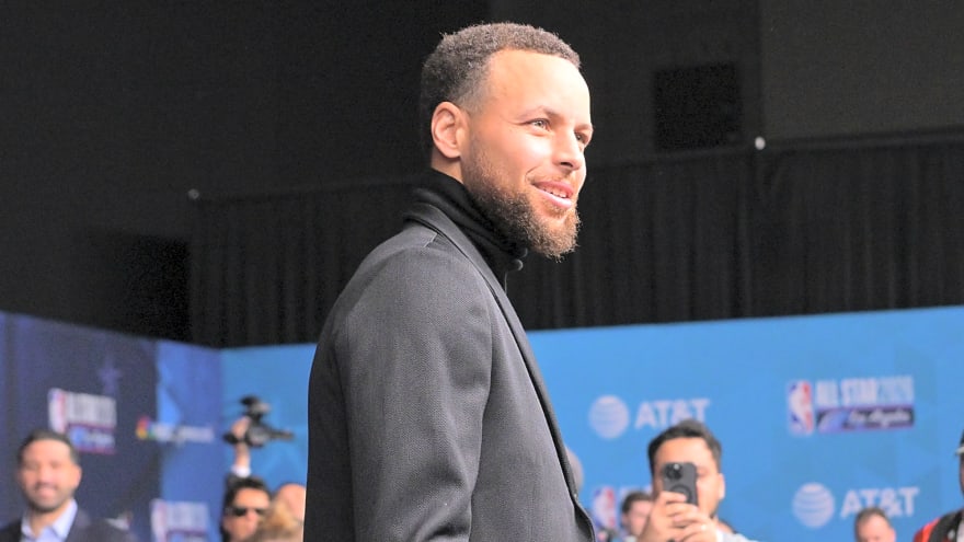 Warriors: Curry, Kerr, Draymond, Porzingis