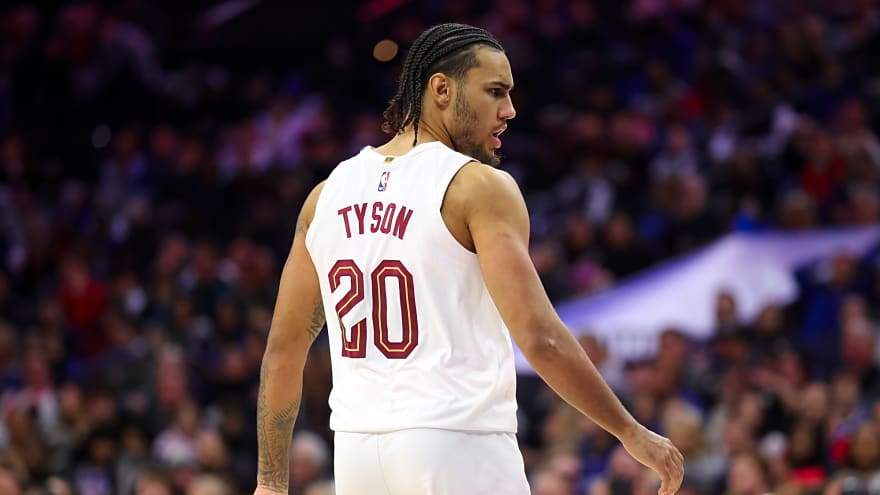 Cavs’ Jaylon Tyson doesn’t want to ‘make it about me,’ so teammates do it for him
