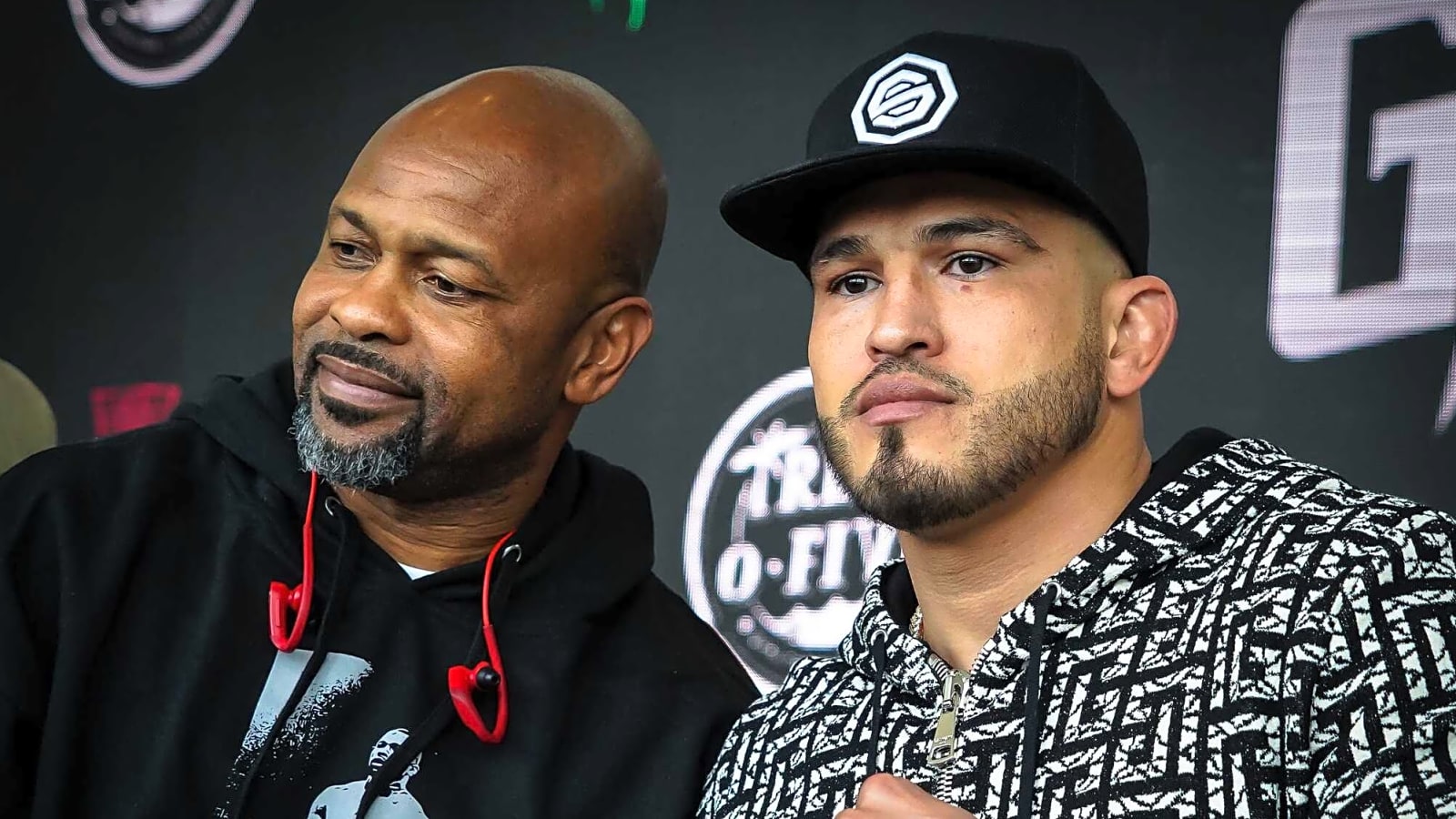 Roy Jones Jr. Blasts Floyd Mayweather Jr. Again
