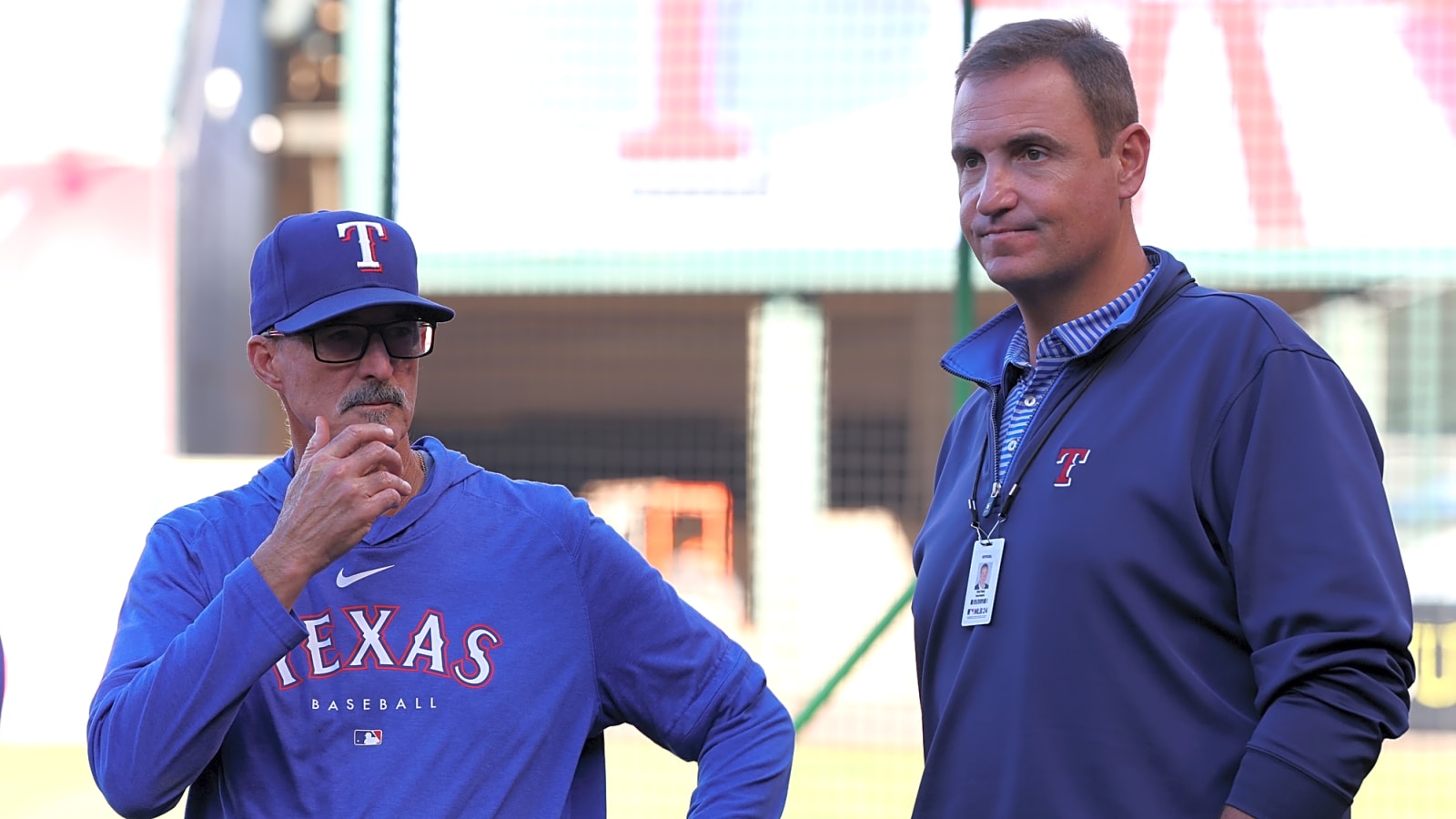 Chris Young Backs Rangers Over Cowboys In Playoff Comparison