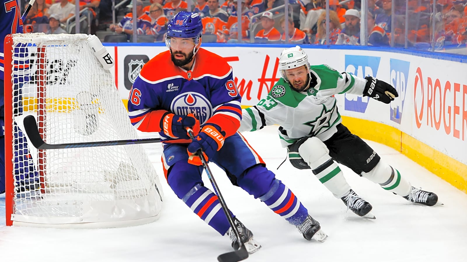 More Signs Point to Oilers Eyeing Unique Deal for Jake Walman