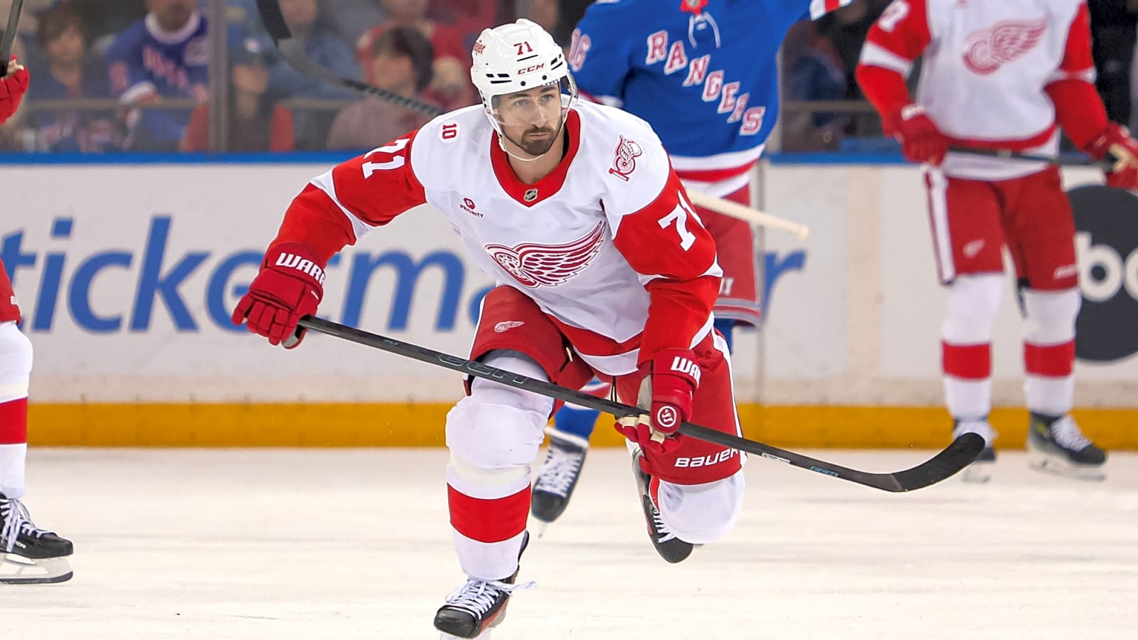Larkin Breaks Silence on Trade Request, Keeps Reasons Close
