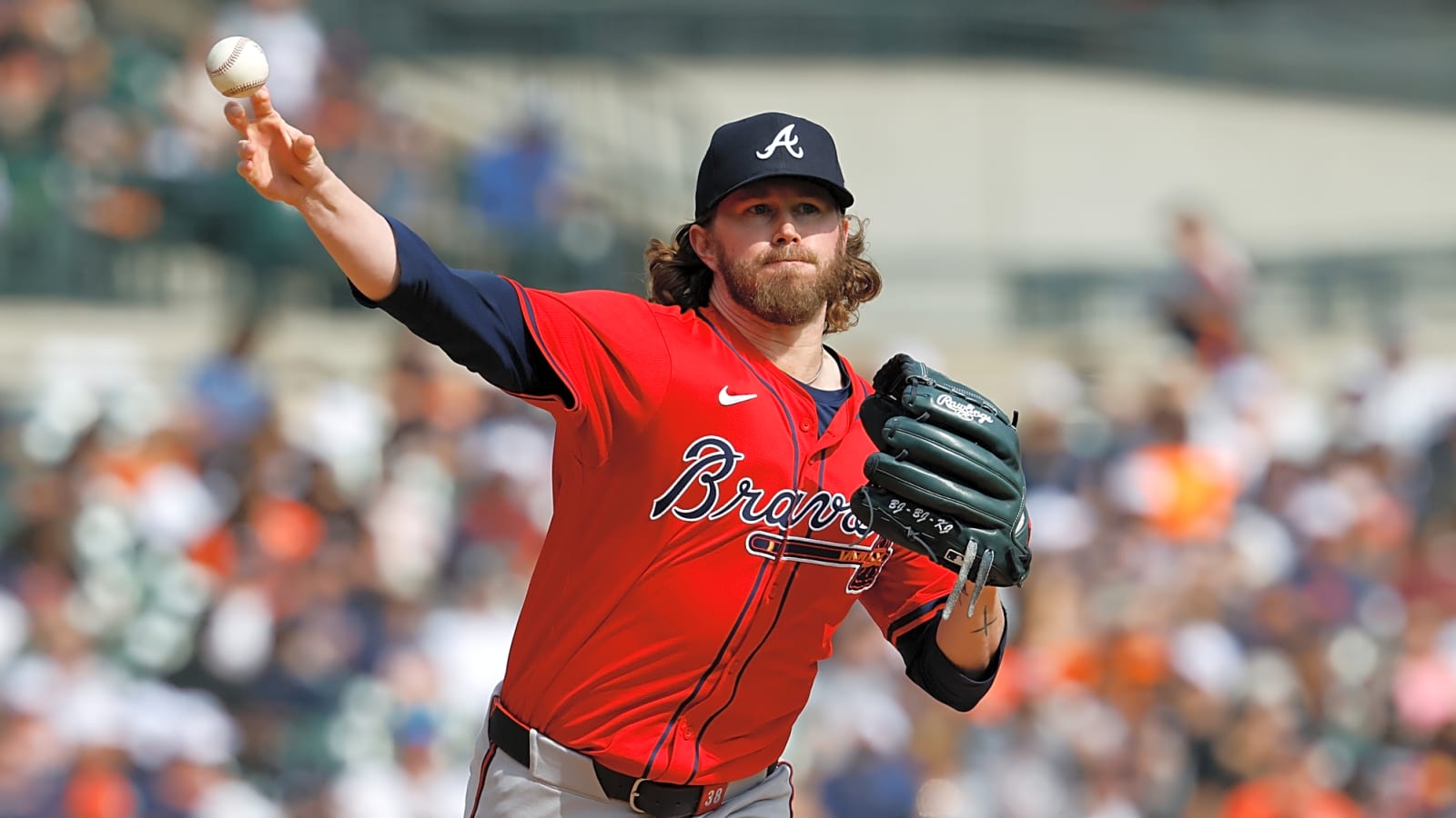 Braves decline club option on veteran reliever