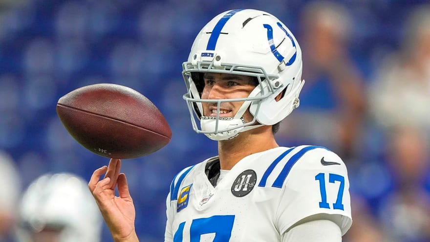 How Jones is 'doing a really nice job' as Colts starting QB