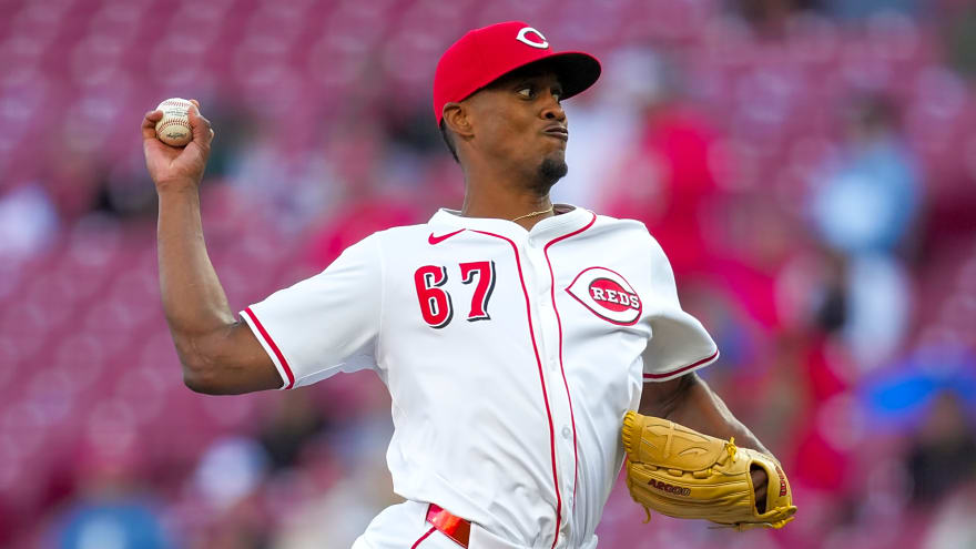2026 Transactions: Cubs Trade for Zulueta, Royals Acquire Seabold