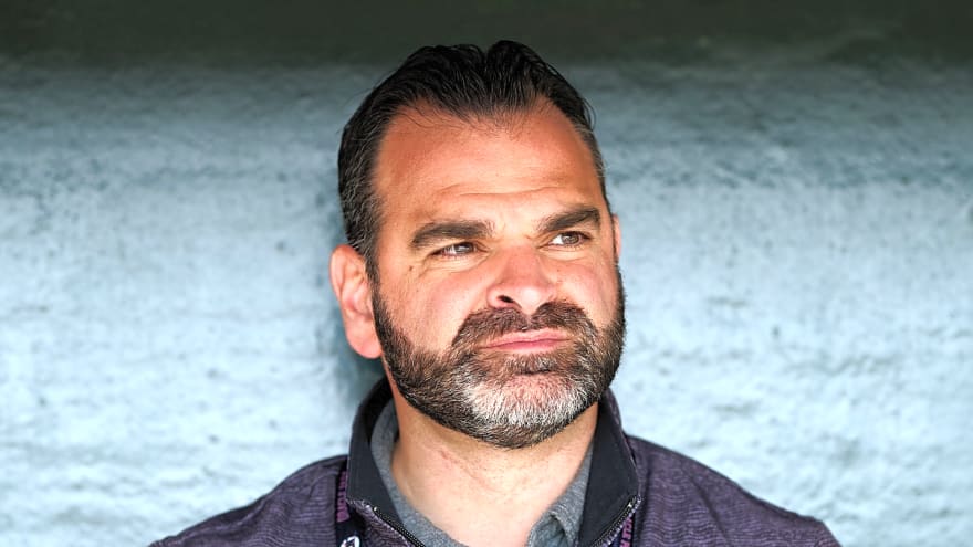 Giants focusing more on 'modestly priced' pitchers