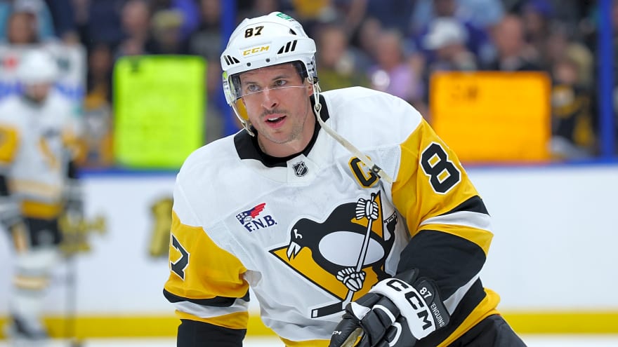 Why Sidney Crosby Is the Perfect Hockey Player