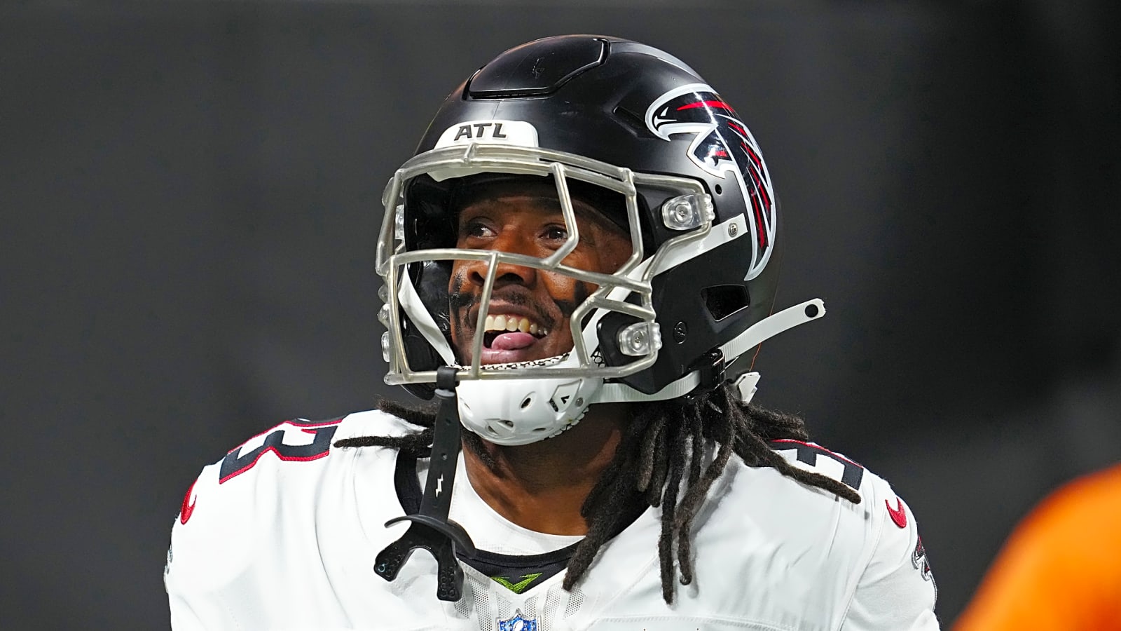 Commanders sign CBs Antonio Hamilton, Essang Bassey; T Lucas Niang out for season