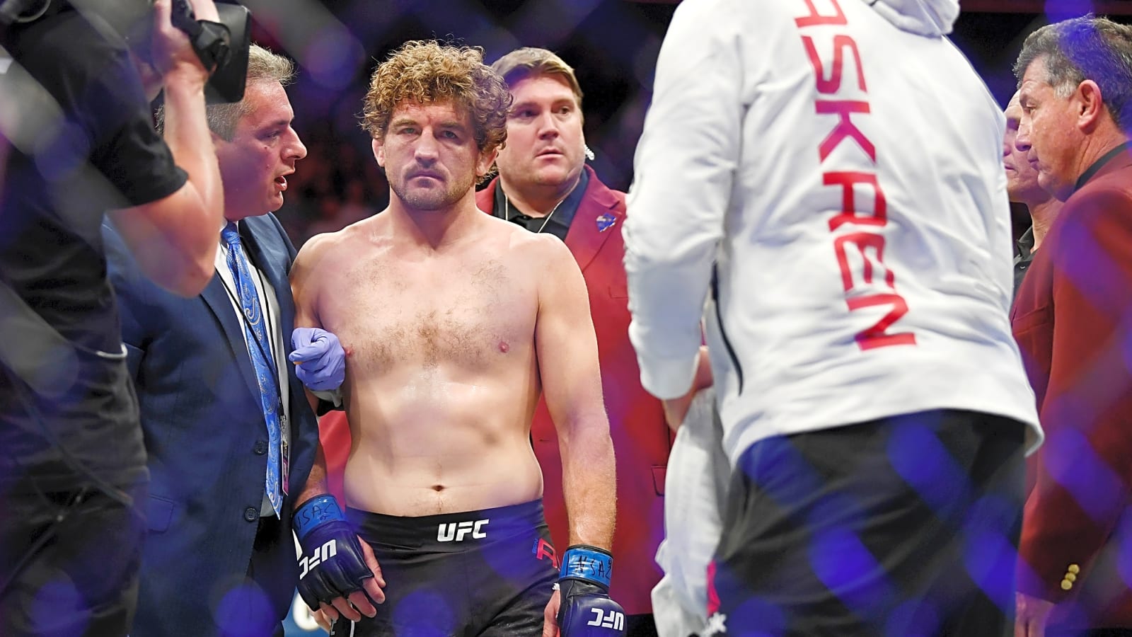 Ben Askren to remain hospitalized following transplant