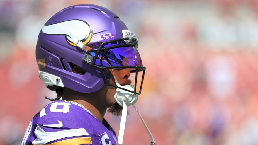 Did Justin Jefferson have both feet down on his stunning TD?