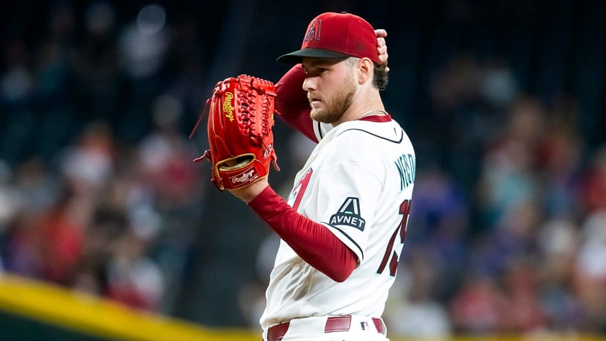 Ryne Nelson Reportedly Has Partially Torn Flexor