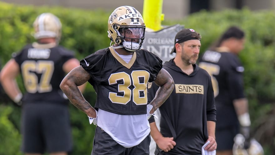 Seahawks to sign former Super Bowl-champion RB