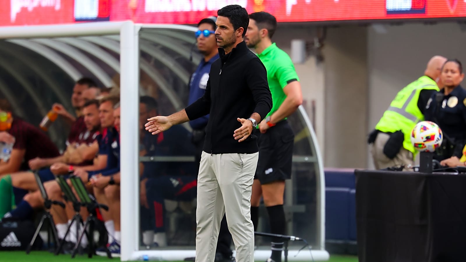 Arteta not worried about being considered favourites