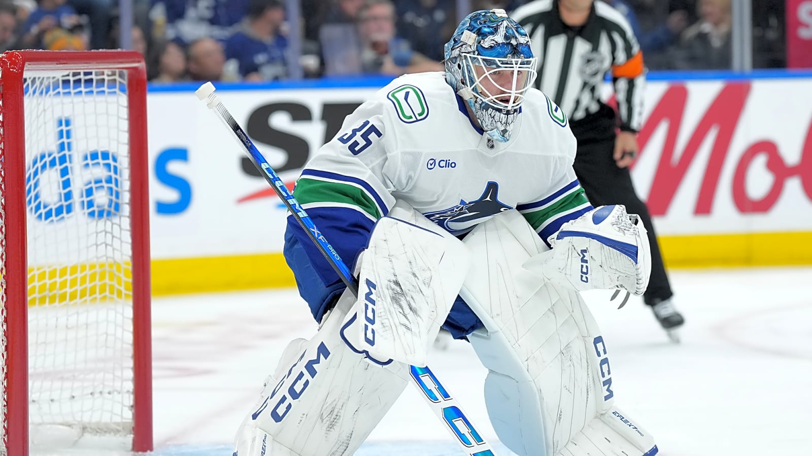 The Canucks' Goalie Who’s Better Than It Seems