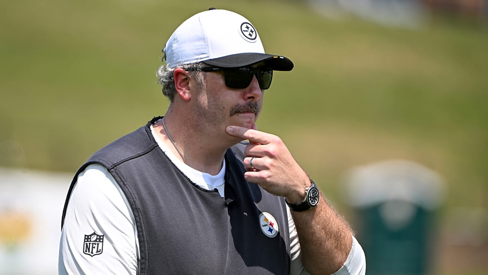 Steelers&#39; Arthur Smith Ignites Team With Harsh Pittsburgh Media Headlines