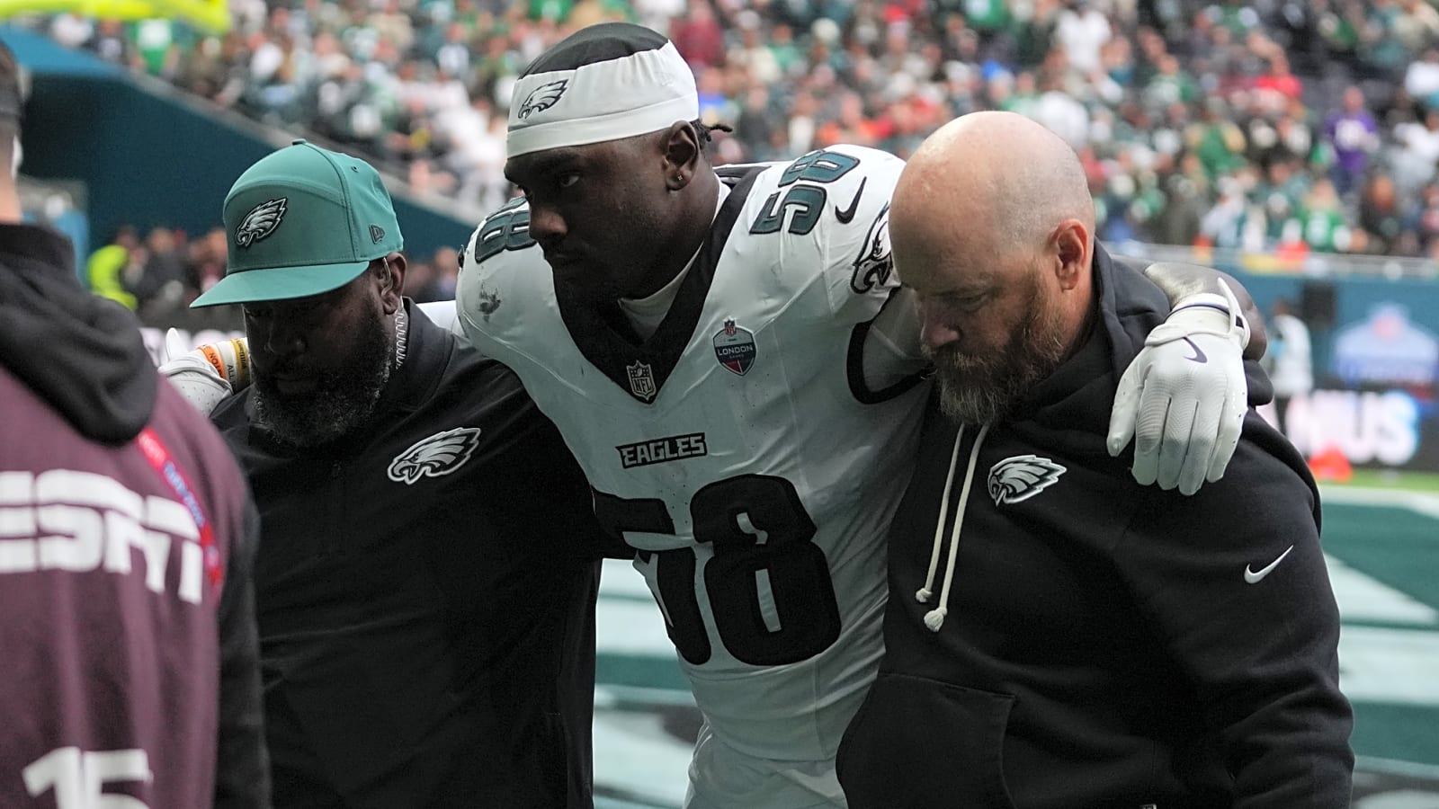 Eagles' Jalyx Hunt Provides Positive Injury Update