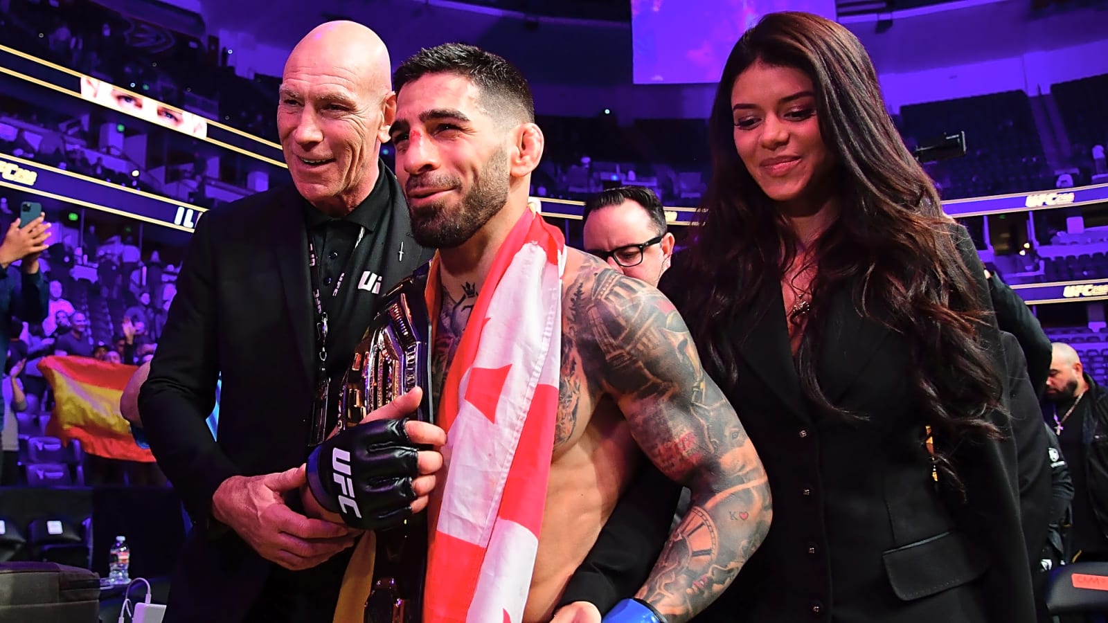 Topuria Fires Back At Gaethje's Father
